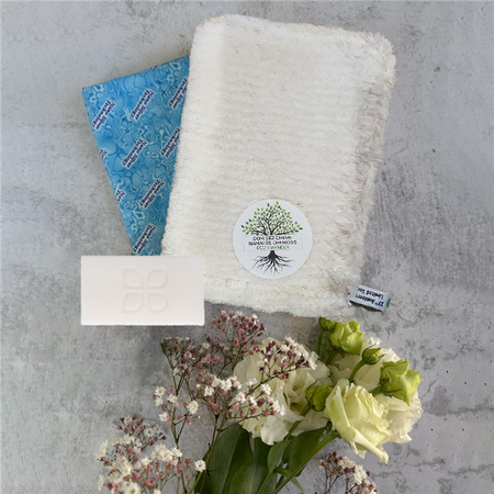 BEIGE SUNBEAM GLOVES SET, BLUE SOAP, WHITE - RAYPATH